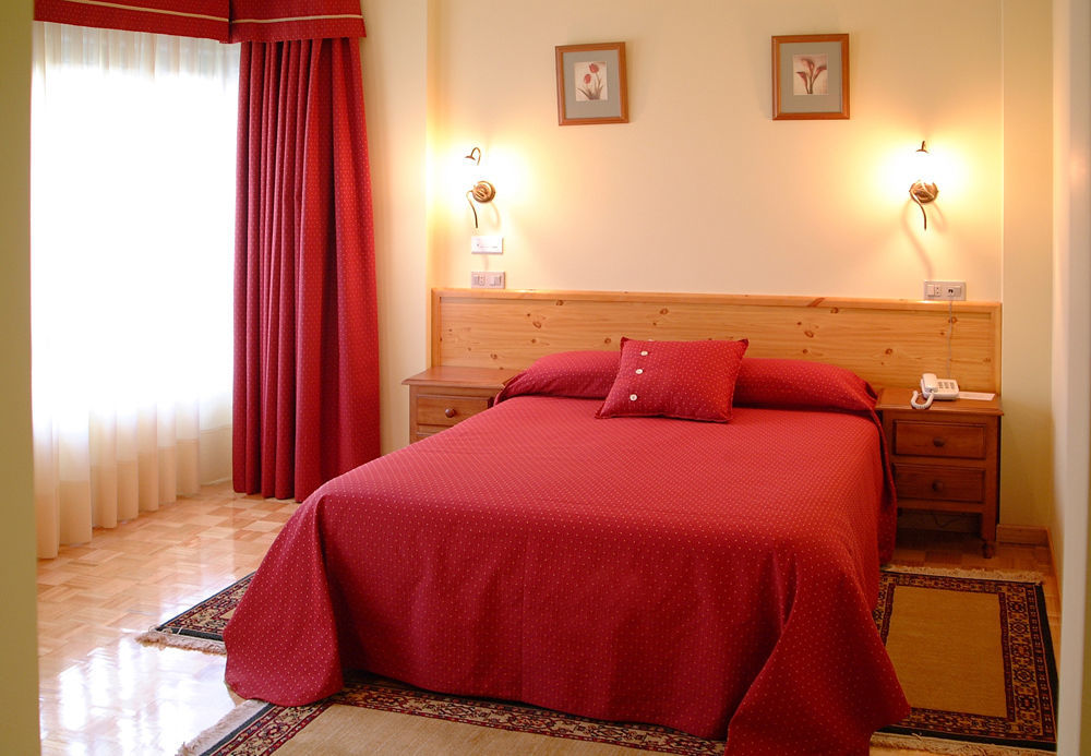 Hotel San Briz A Pontenova Εξωτερικό φωτογραφία
