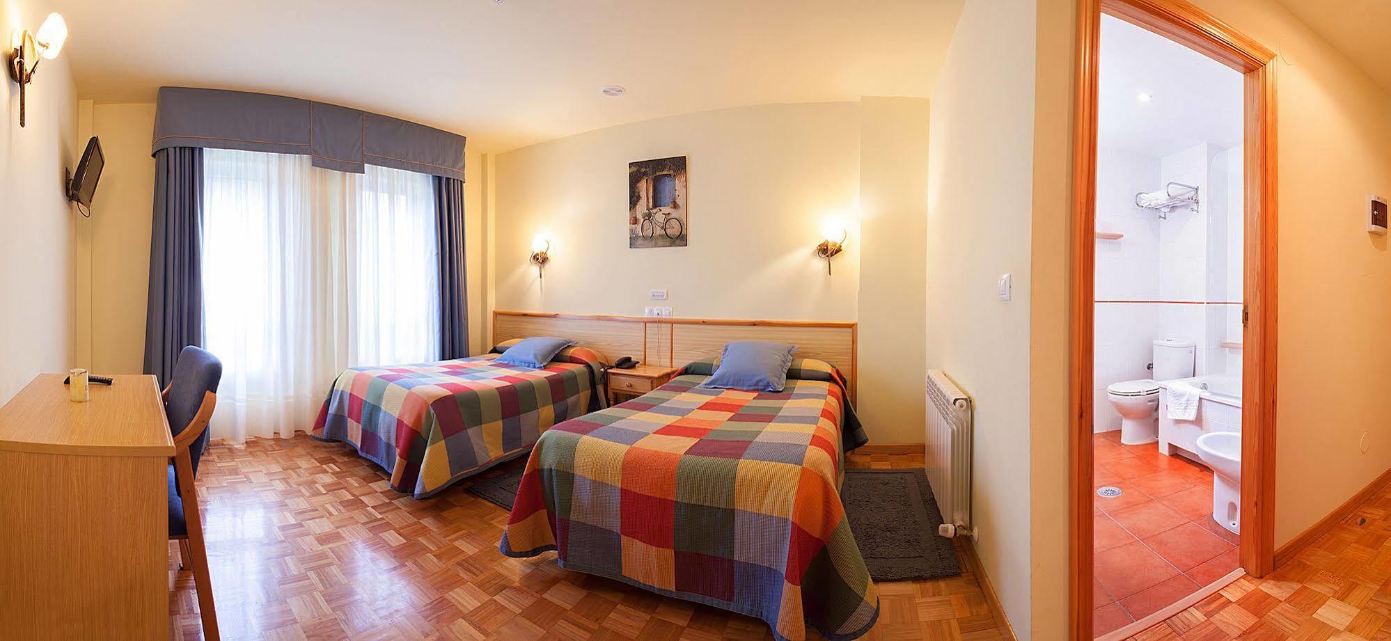 Hotel San Briz A Pontenova Εξωτερικό φωτογραφία