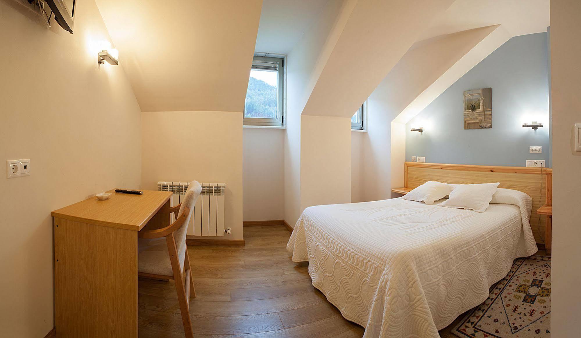 Hotel San Briz A Pontenova Εξωτερικό φωτογραφία